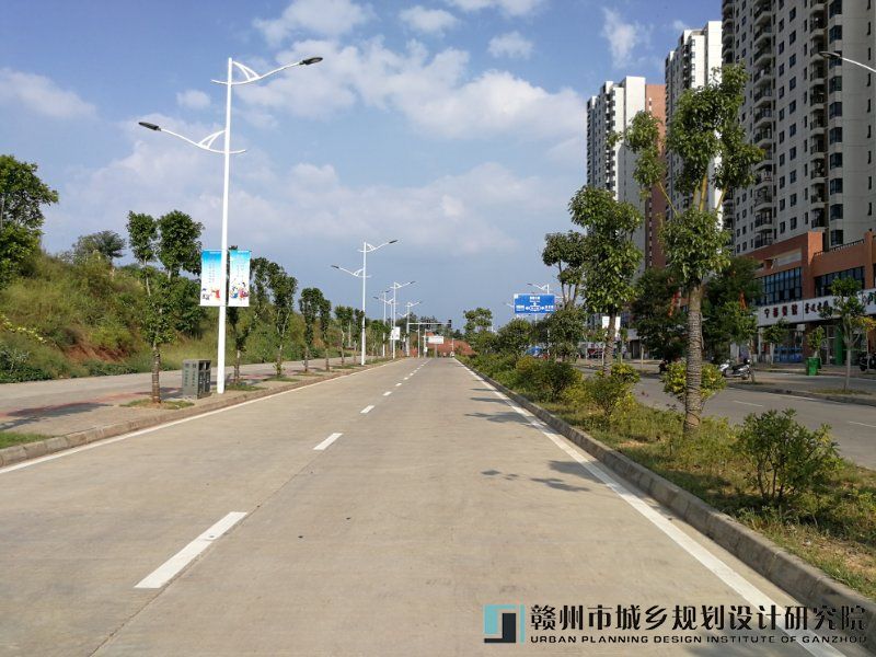 潇雨路.jpg